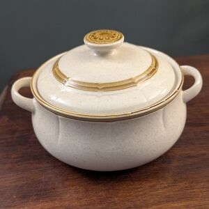 Elegant Cream and Gold Stoneware Soup Tureen Vintage EUC
